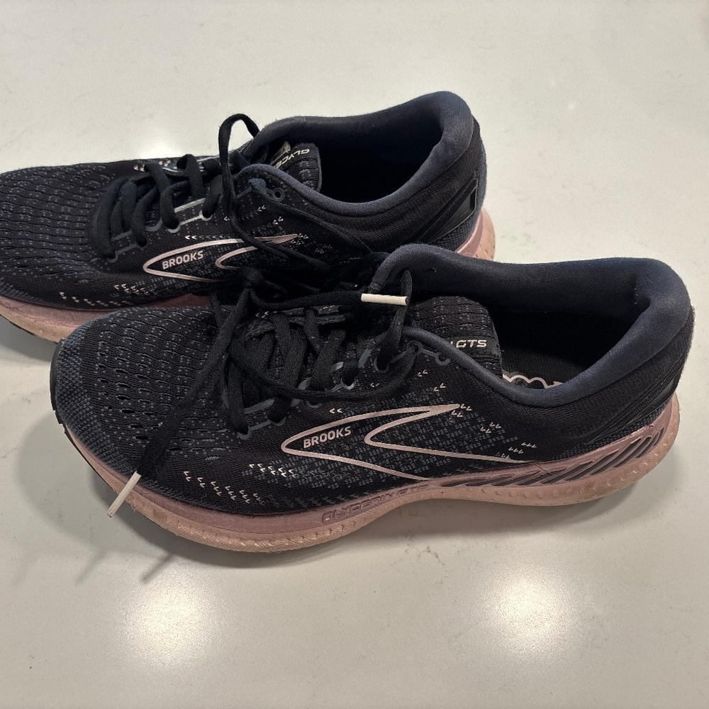 Brooks Women's Glycerin GTS 19 Running Shoes Size 9
